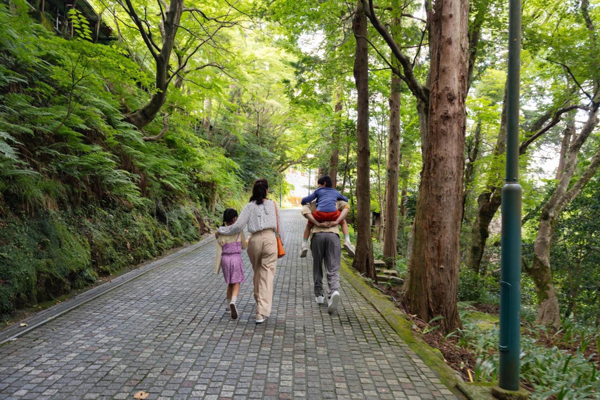 Ooedo Onsen Monogatari Premium Yamanaka Grand Hotel คากะ ภายนอก รูปภาพ