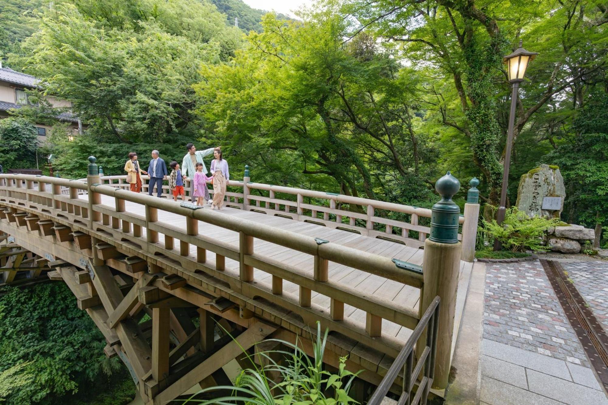 Ooedo Onsen Monogatari Premium Yamanaka Grand Hotel คากะ ภายนอก รูปภาพ