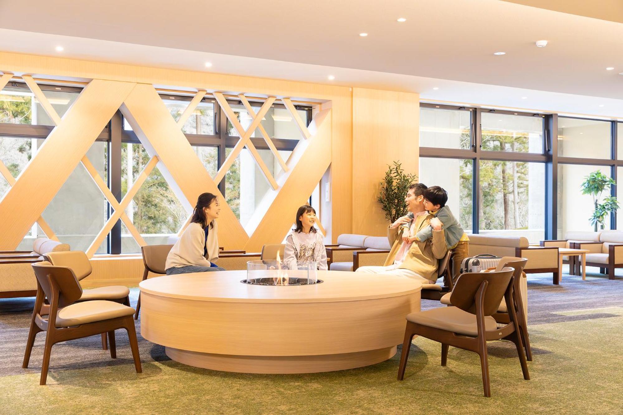Ooedo Onsen Monogatari Premium Yamanaka Grand Hotel คากะ ภายนอก รูปภาพ