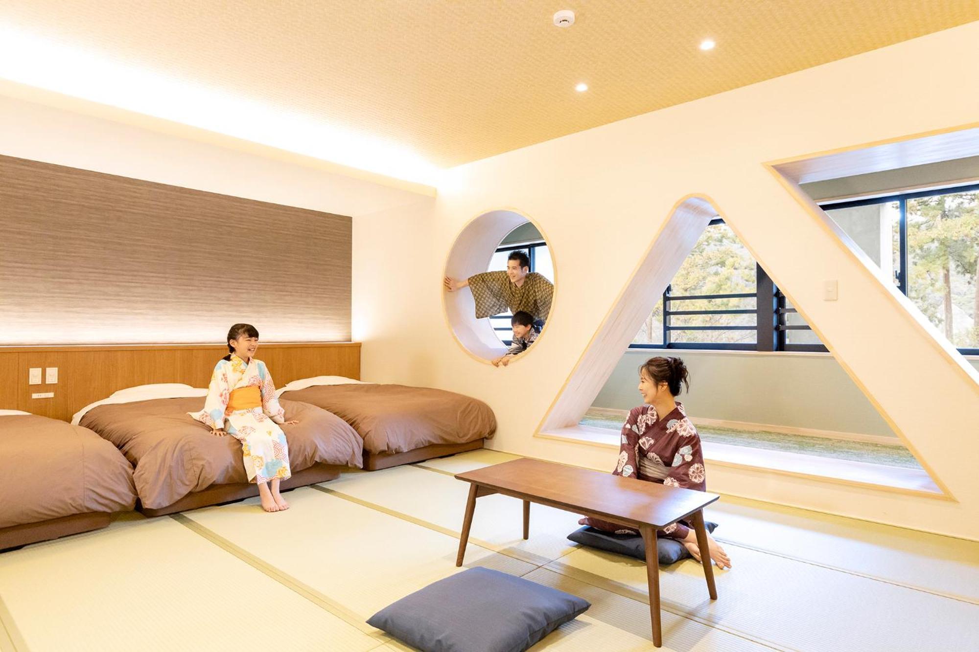 Ooedo Onsen Monogatari Premium Yamanaka Grand Hotel คากะ ภายนอก รูปภาพ