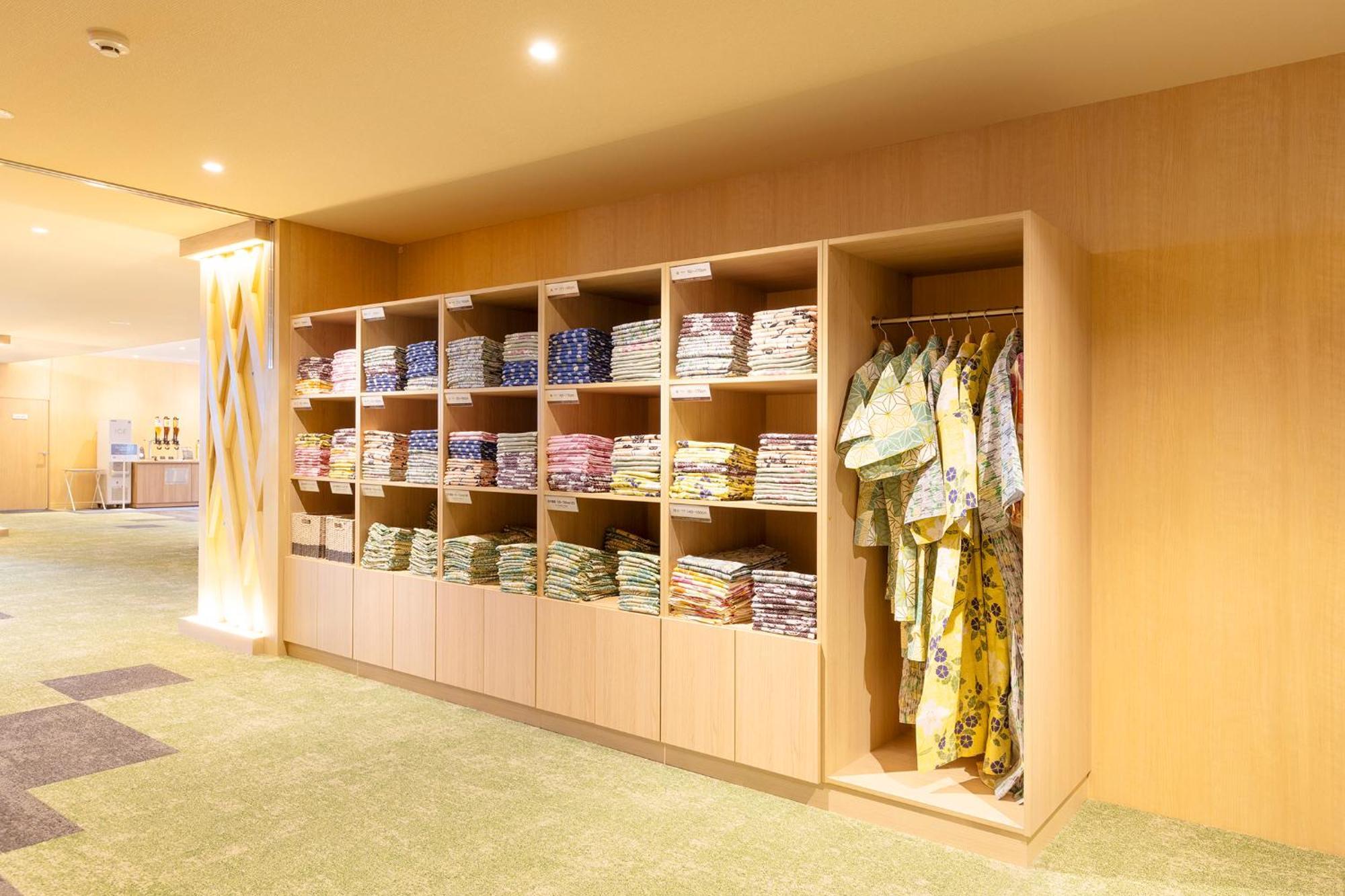 Ooedo Onsen Monogatari Premium Yamanaka Grand Hotel คากะ ภายนอก รูปภาพ